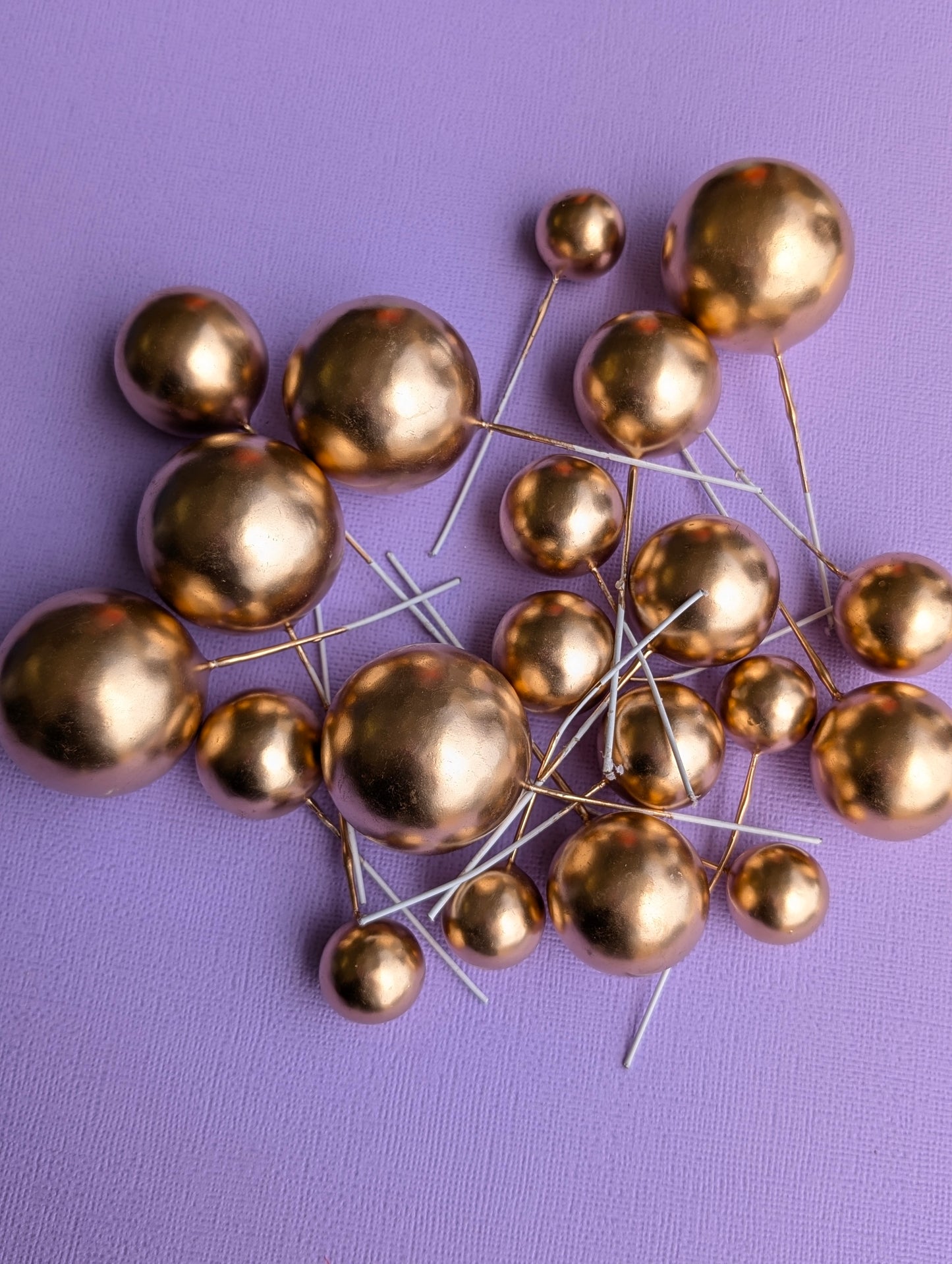 Metallic Gold Faux Ball Set